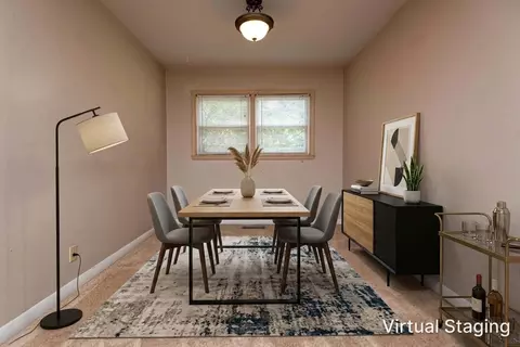 Dining - 1455 S Barnes Ave, Springfield, MO 65804 photo 1 of 2