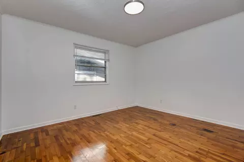 Bedroom - 1020 Edgewood St, Springfield, MO 65807 photo 3 of 7