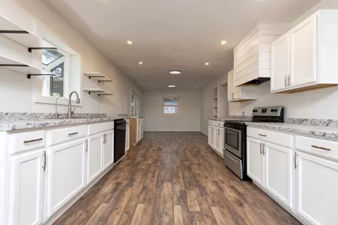 Other - 1020 Edgewood St, Springfield, MO 65807 photo 1 of 10