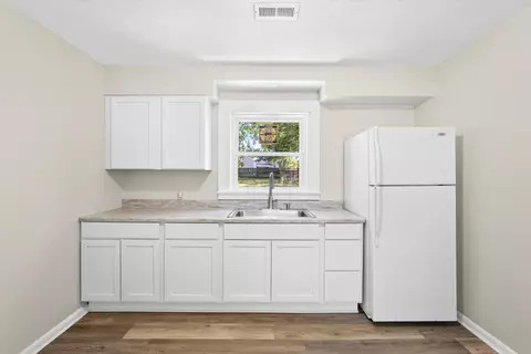 Kitchen - 2120 N Fort Ave, Springfield, MO 65803 photo 2 of 2