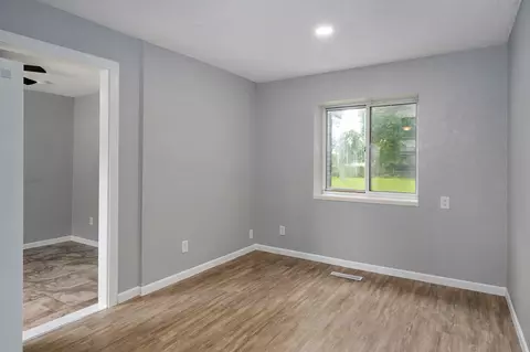 Bedroom - 12 E Hawthorne St, Aurora, MO 65605 photo 1 of 4