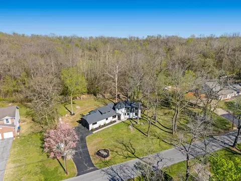 View/Area - 5554 S Woodcliffe Dr, Springfield, MO 65804 photo 1 of 4