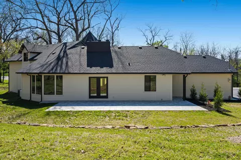 Exterior - 5554 S Woodcliffe Dr, Springfield, MO 65804 photo 10 of 12