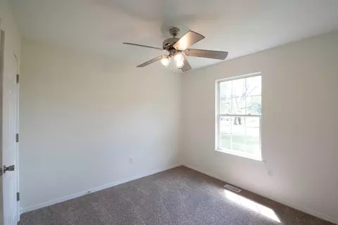 2916 W Chestnut St, Springfield, MO 65803 photo 6