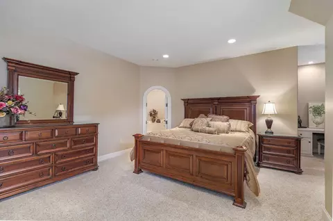 Bedroom - 3865 Eaglescliffe Dr, Springfield, MO 65809 photo 3 of 5