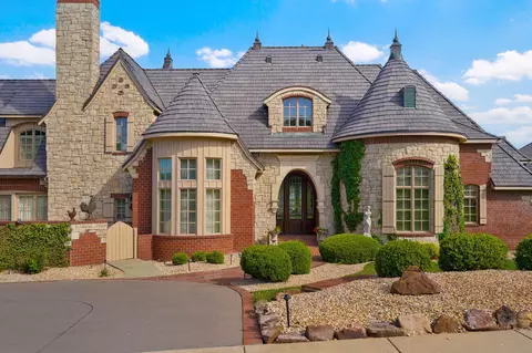 Exterior - 3865 Eaglescliffe Dr, Springfield, MO 65809 photo 3 of 14