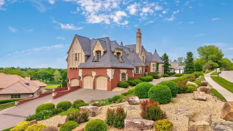 Exterior - 3865 Eaglescliffe Dr, Springfield, MO 65809 photo 5 of 14