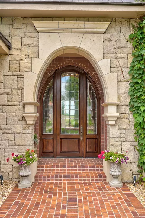 Entry Way - 3865 Eaglescliffe Dr, Springfield, MO 65809 photo 1 of 7