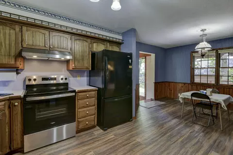 Kitchen - 25231 Farm Road 1263, Shell Knob, MO 65747 photo 2 of 2