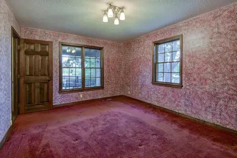Bedroom - 25231 Farm Road 1263, Shell Knob, MO 65747 photo 1 of 4