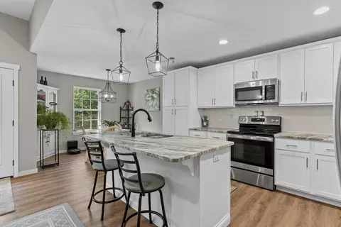 Kitchen - 1502 W Parkview St, Ozark, MO 65721 photo 5 of 7