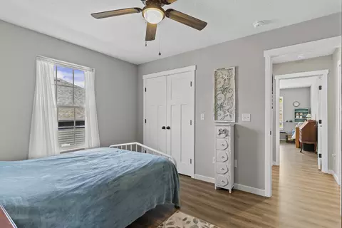 Bedroom - 1502 W Parkview St, Ozark, MO 65721 photo 4 of 4