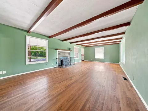 Living - 3001 N Weaver Rd, Ozark, MO 65721 photo 1 of 4