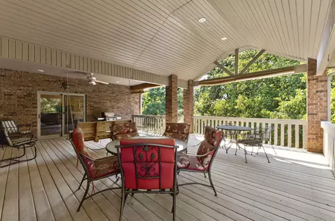 Exterior - 711 E Stone Ridge Dr, Ozark, MO 65721 photo 5 of 7