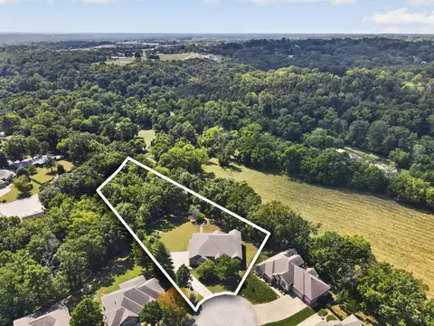 View/Area - 711 E Stone Ridge Dr, Ozark, MO 65721 photo 2 of 2
