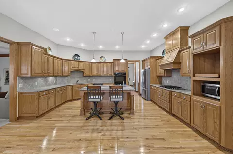 Kitchen - 711 E Stone Ridge Dr, Ozark, MO 65721 photo 2 of 3