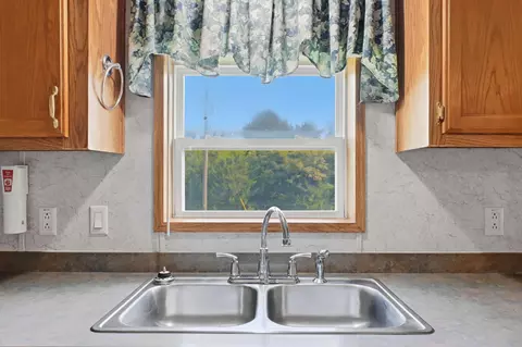 Kitchen - 13449 State Highway J, Conway, MO 65632 photo 3 of 3