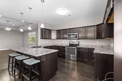 Kitchen - 479 Southview Dr, Branson, MO 65616 photo 2 of 4
