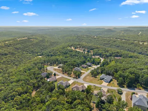 View/Area - 479 Southview Dr, Branson, MO 65616 photo 5 of 6
