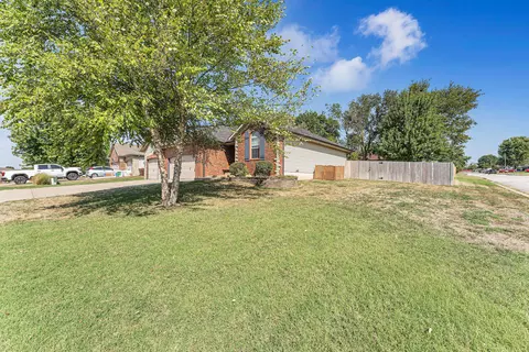 Exterior - 2721 E Clearview Dr, Republic, MO 65738 photo 8 of 8
