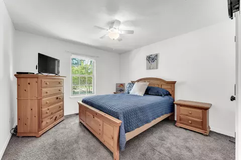 Bedroom - 2721 E Clearview Dr, Republic, MO 65738 photo 4 of 4