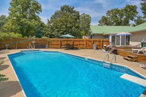 Exterior - 6230 E Spring Circle Dr, Springfield, MO 65809 photo 7 of 16