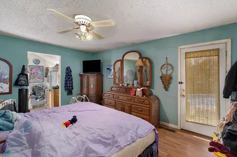 Bedroom - 6230 E Spring Circle Dr, Springfield, MO 65809 photo 2 of 2
