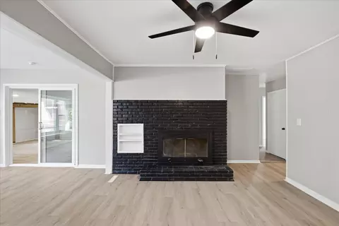 Living - 1015 W Downing St, Springfield, MO 65807 photo 1 of 11