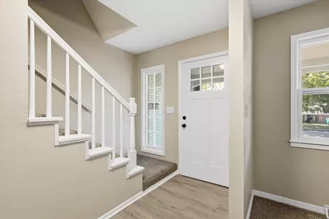Entry Way - 1015 W Downing St, Springfield, MO 65807 photo 1 of 1