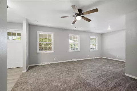 Living - 1015 W Downing St, Springfield, MO 65807 photo 11 of 11