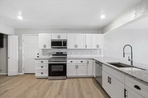 Kitchen - 1015 W Downing St, Springfield, MO 65807 photo 1 of 2