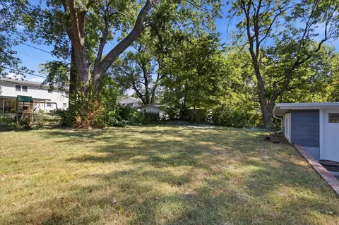 Exterior - 1015 W Downing St, Springfield, MO 65807 photo 8 of 12