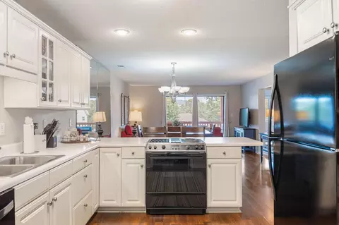 Kitchen - 161 Avondale Dr #1, Branson, MO 65616 photo 4 of 5