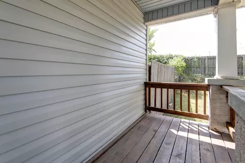 Exterior - 2424 N Broadway Ave, Springfield, MO 65803 photo 9 of 9