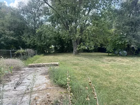 417 S Spruce St, Buffalo, MO 65622 photo 3