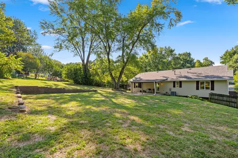 Exterior - 1105 E Summerhill St, Ozark, MO 65721 photo 4 of 8