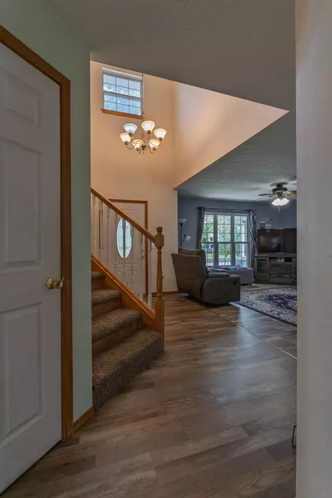 Entry Way - 403 E Halsey St, Republic, MO 65738 photo 5 of 11