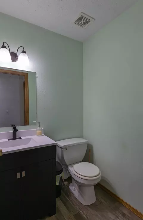 Bath - 403 E Halsey St, Republic, MO 65738 photo 1 of 5