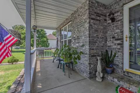 Exterior - 403 E Halsey St, Republic, MO 65738 photo 6 of 11