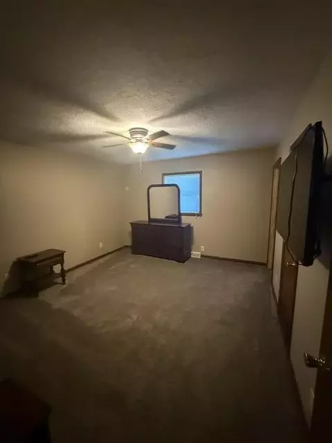 Bedroom - 911 E 10th St, Mountain Grove, MO 65711 photo 1 of 6