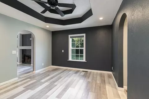 Living - 762 W Juniper Ln, Nixa, MO 65714 photo 3 of 3