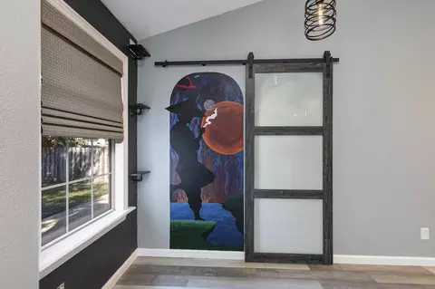 Entry Way - 762 W Juniper Ln, Nixa, MO 65714 photo 3 of 5