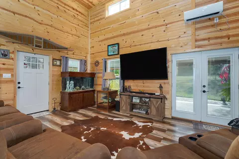 Living - 26 E Second Ln, Shell Knob, MO 65747 photo 1 of 3