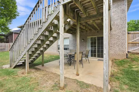 Exterior - 3892 W Parkridge Cir, Springfield, MO 65802 photo 8 of 9