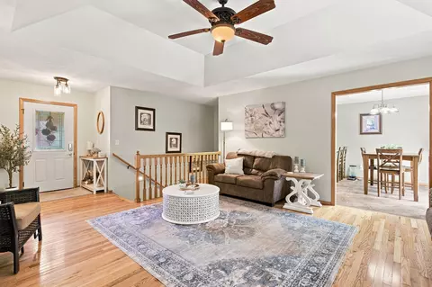 Entry Way - 3892 W Parkridge Cir, Springfield, MO 65802 photo 1 of 5