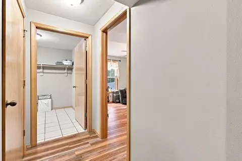 Entry Way - 3892 W Parkridge Cir, Springfield, MO 65802 photo 5 of 5
