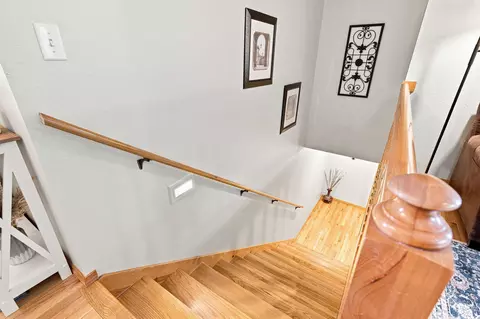 Entry Way - 3892 W Parkridge Cir, Springfield, MO 65802 photo 4 of 5