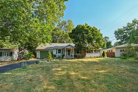 Exterior - 2039 E Wayland St, Springfield, MO 65804 photo 3 of 21