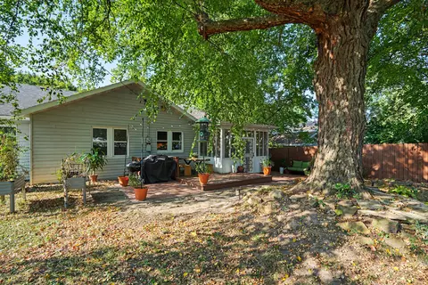 Exterior - 2039 E Wayland St, Springfield, MO 65804 photo 19 of 21
