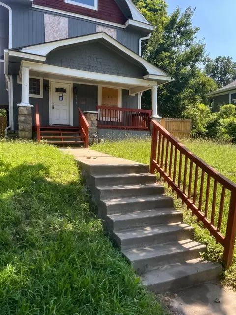 2819 Brooklyn Ave, Kansas City, MO 64109
